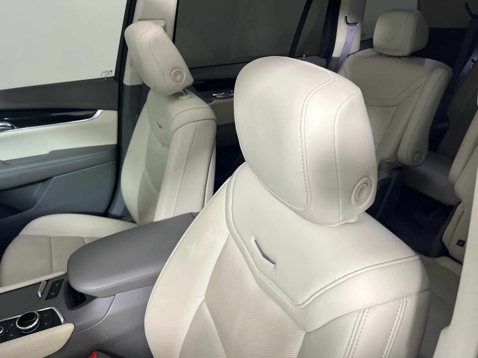 2021 Cadillac XT6 FWD Premium Luxury