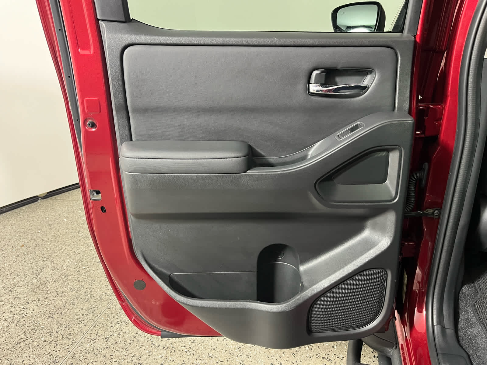 2023 Nissan Frontier Crew Cab SV 4x2