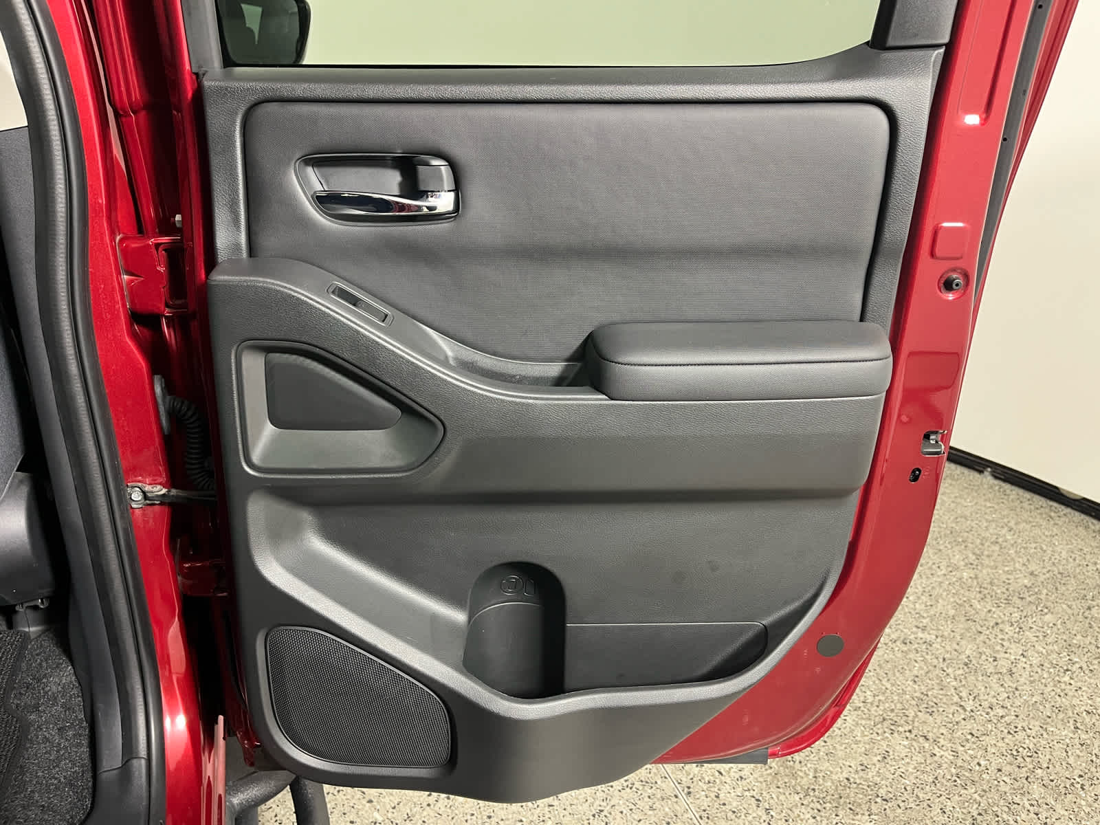 2023 Nissan Frontier Crew Cab SV 4x2