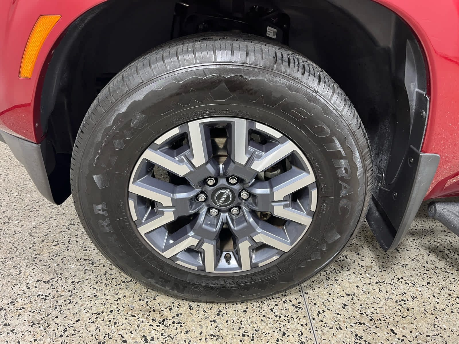 2023 Nissan Frontier Crew Cab SV 4x2