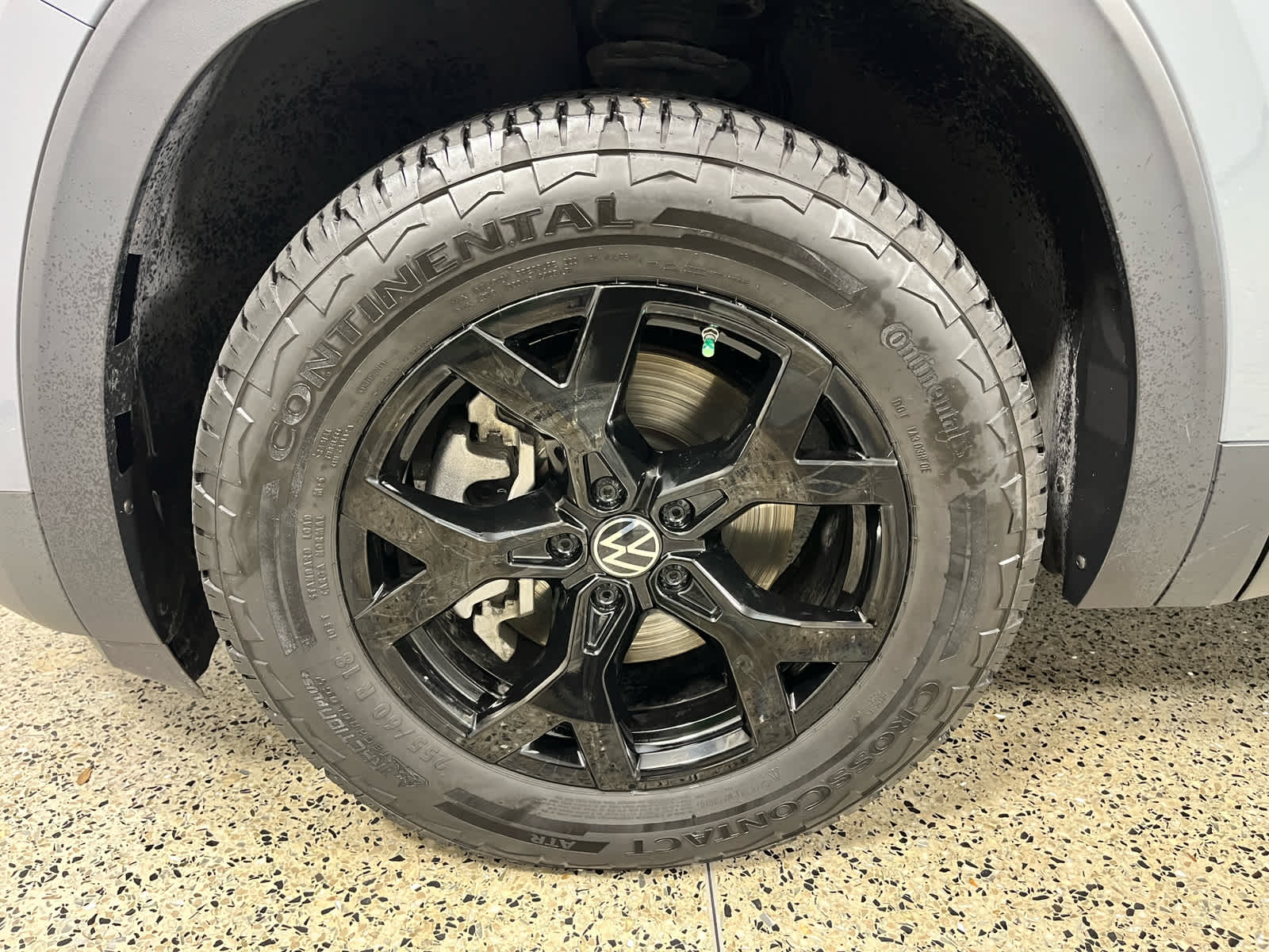 2024 Volkswagen Atlas 2.0T Peak Edition SEL