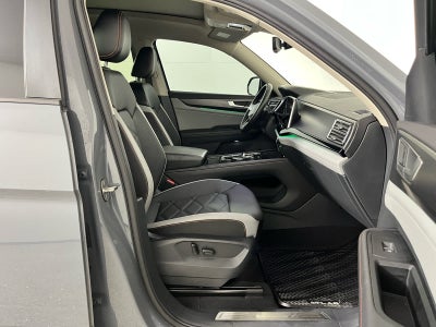 2024 Volkswagen Atlas 2.0T Peak Edition SEL