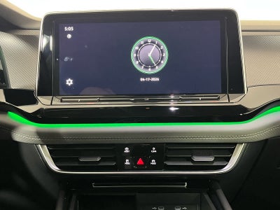 2024 Volkswagen Atlas 2.0T Peak Edition SEL