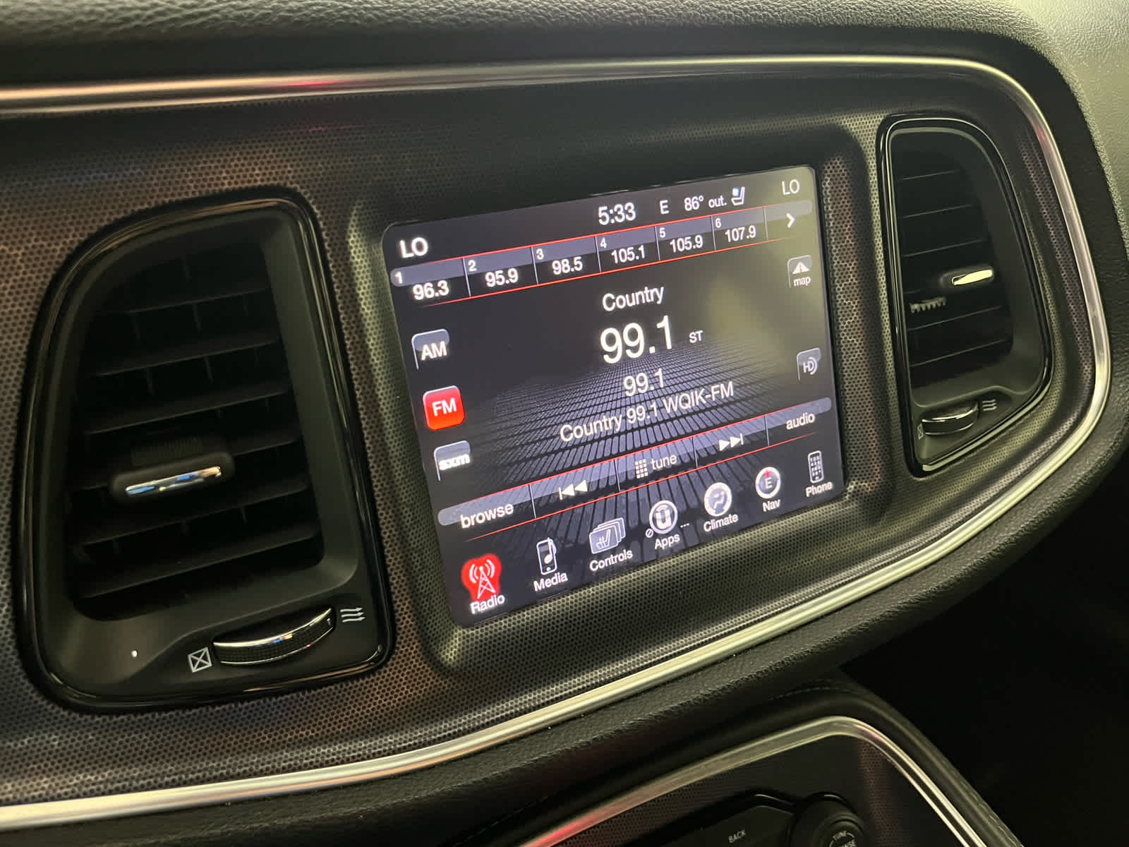 2016 Dodge Challenger 392 Hemi Scat Pack Shaker