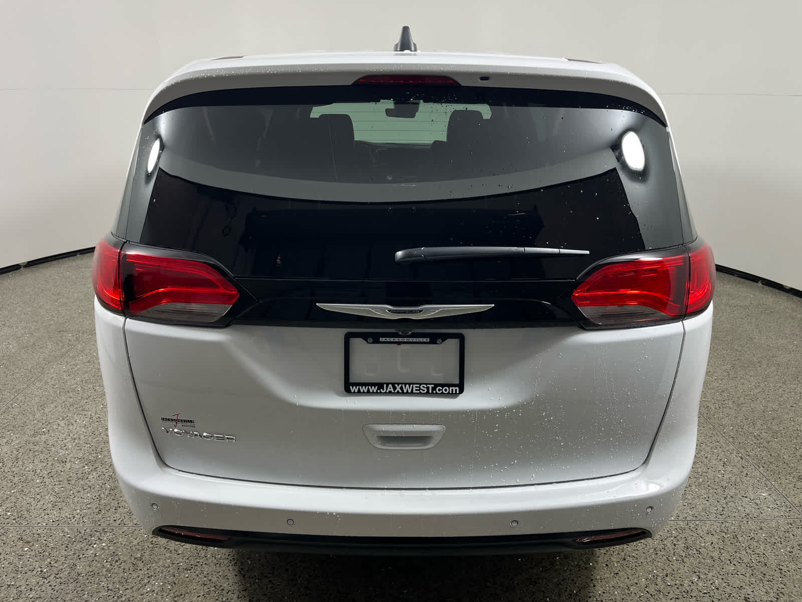 2026 Chrysler Voyager VOYAGER LX