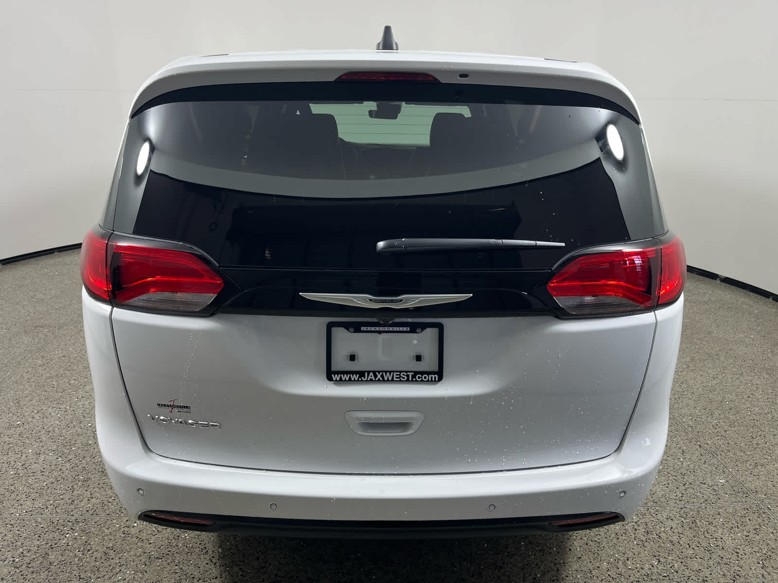 2026 Chrysler Voyager VOYAGER LX