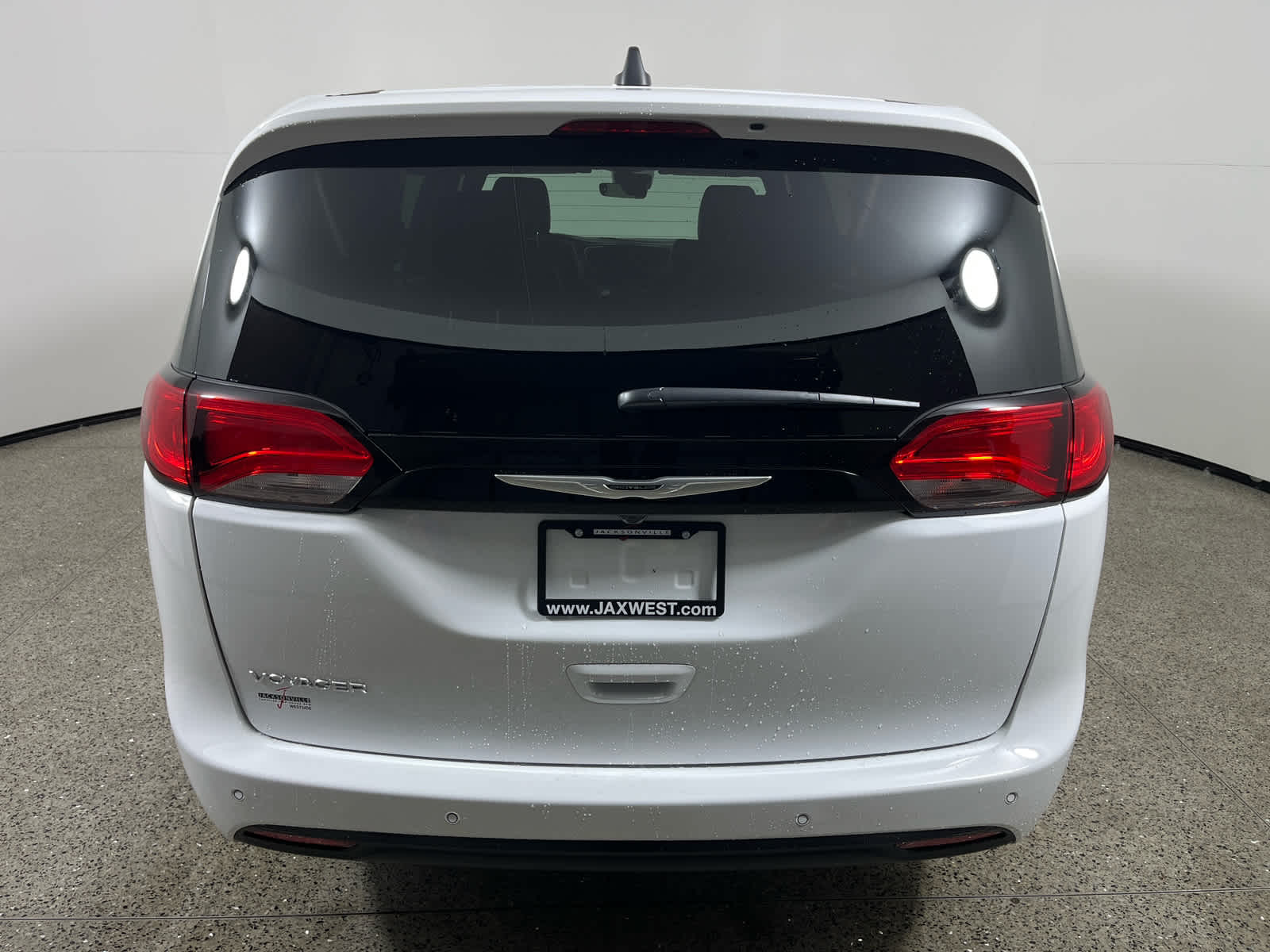 2026 Chrysler Voyager VOYAGER LX