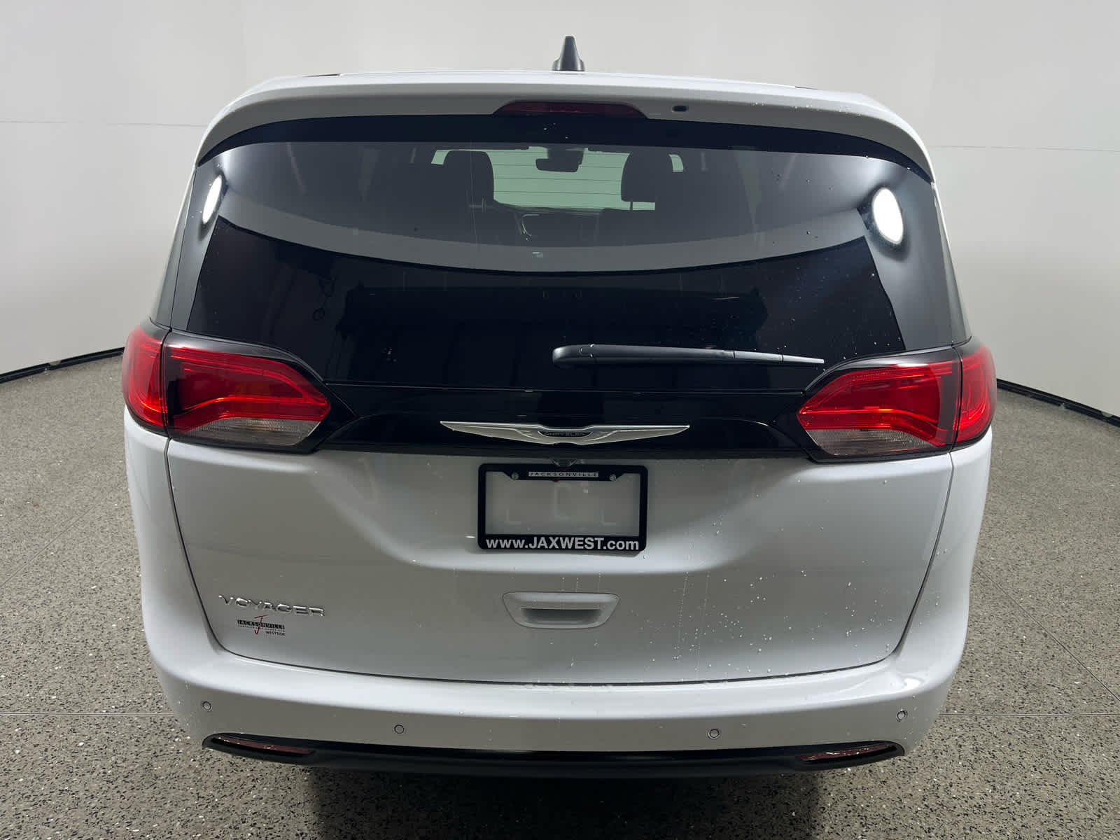 2026 Chrysler Voyager VOYAGER LX