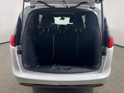 2026 Chrysler Voyager VOYAGER LX