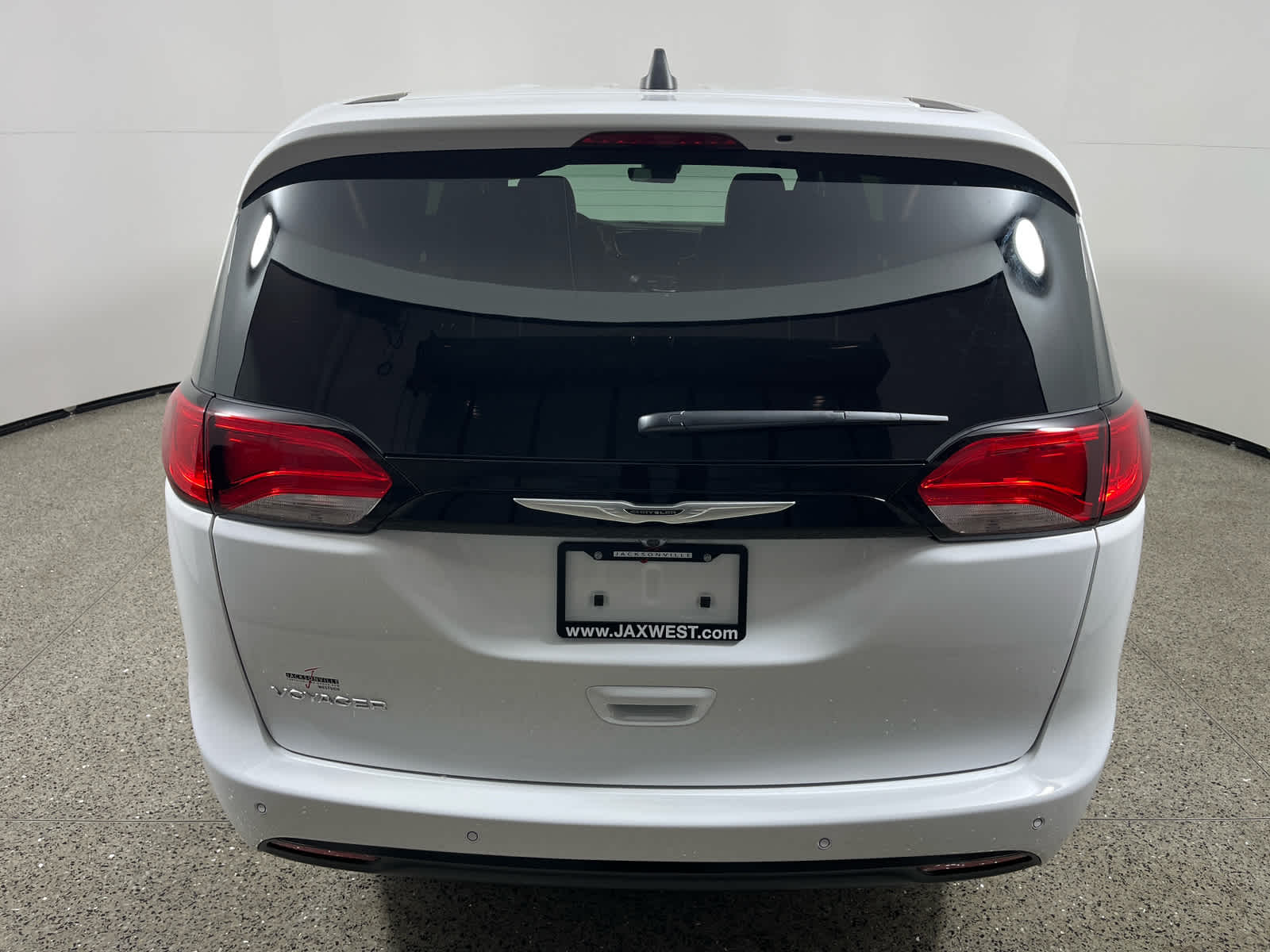 2026 Chrysler Voyager VOYAGER LX