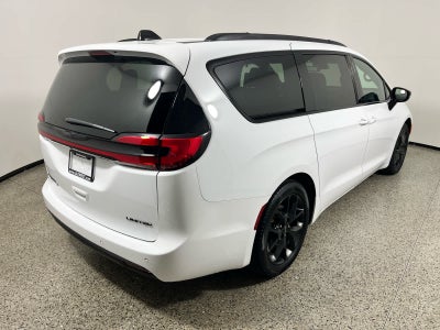 2025 Chrysler Pacifica Limited