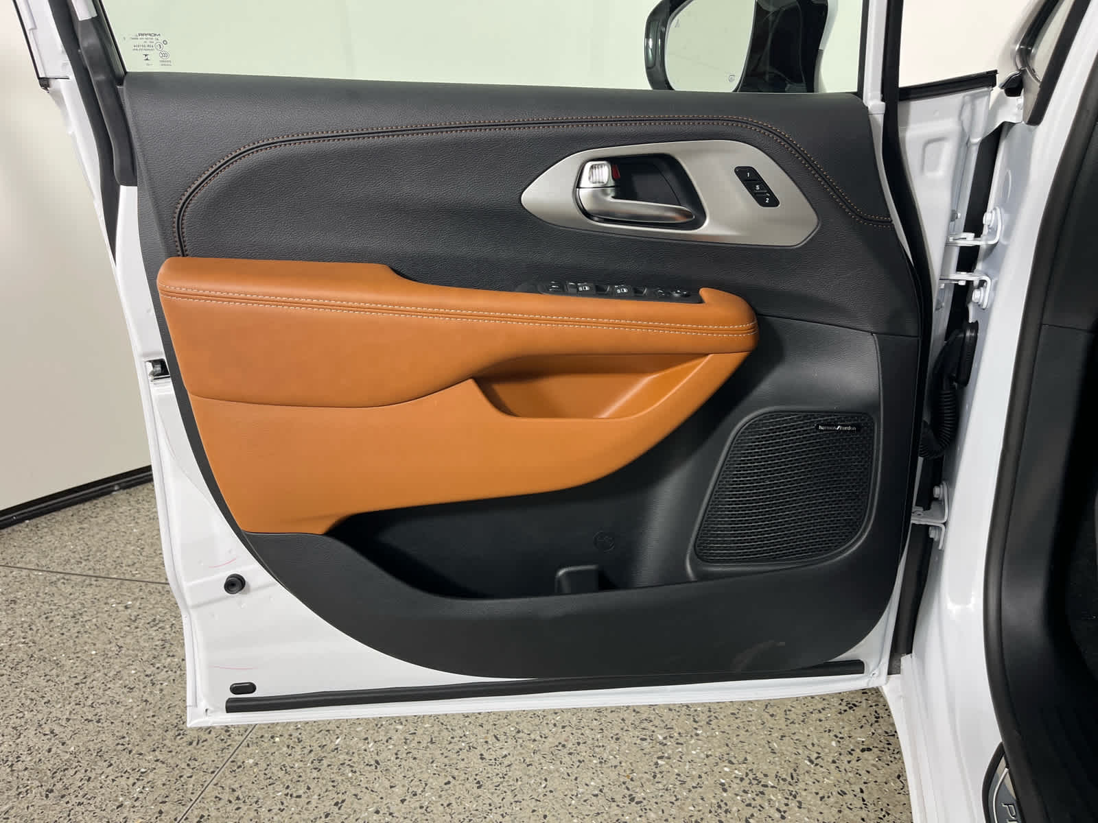 2026 Chrysler Pacifica PACIFICA PINNACLE