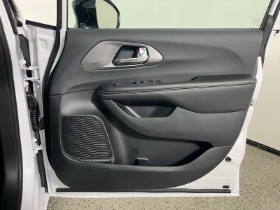 2026 Chrysler Pacifica PACIFICA SELECT AWD