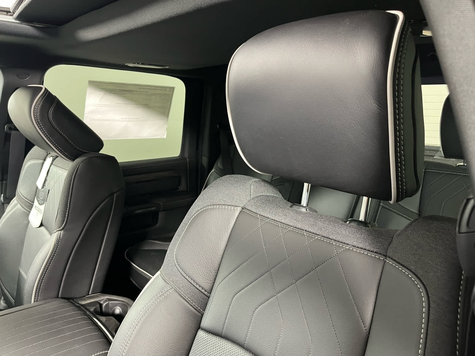 2025 RAM Ram 2500 RAM 2500 LIMITED CREW CAB 4X4 6'4' BOX