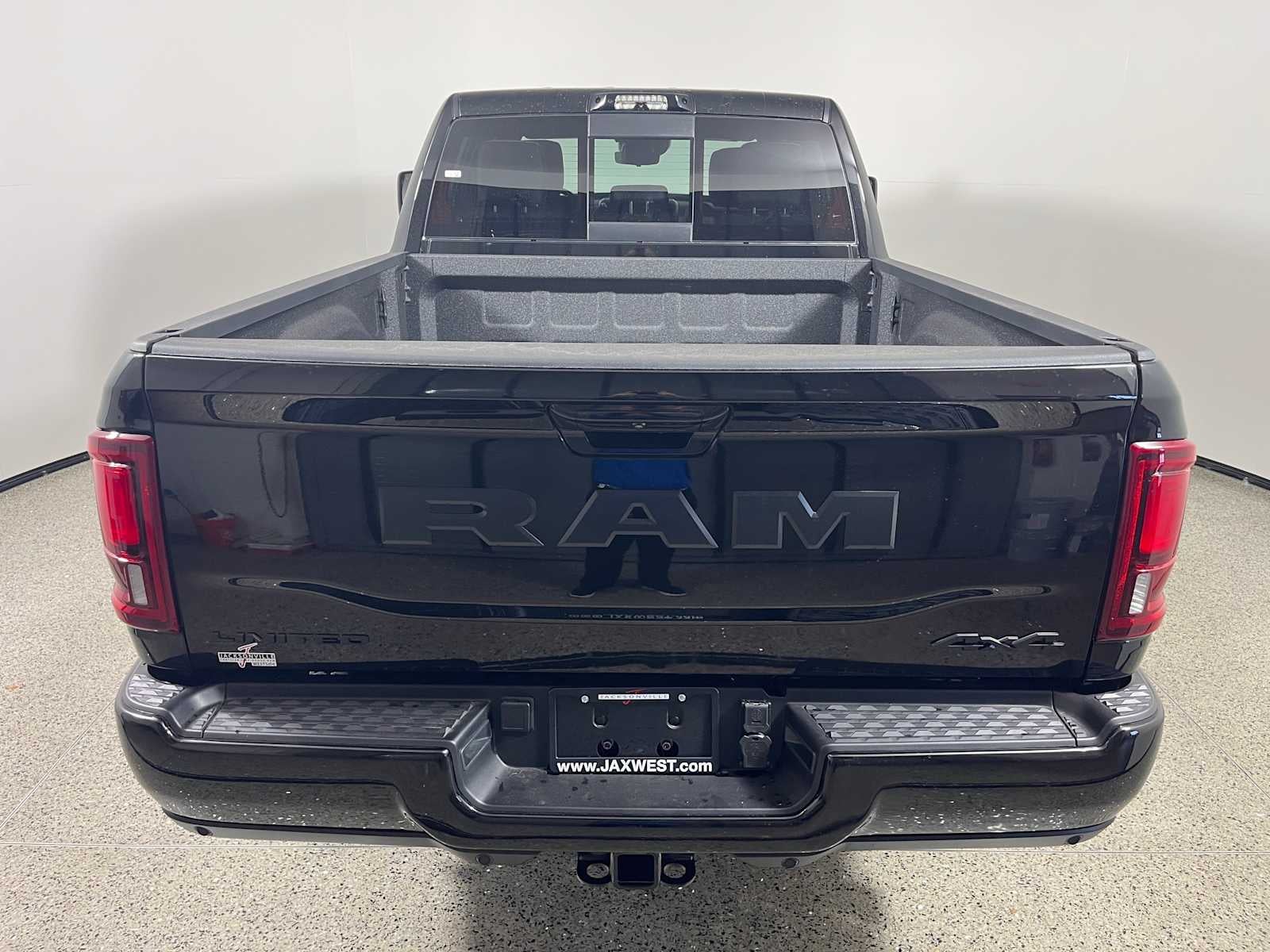 2025 RAM Ram 2500 RAM 2500 LIMITED CREW CAB 4X4 6'4' BOX