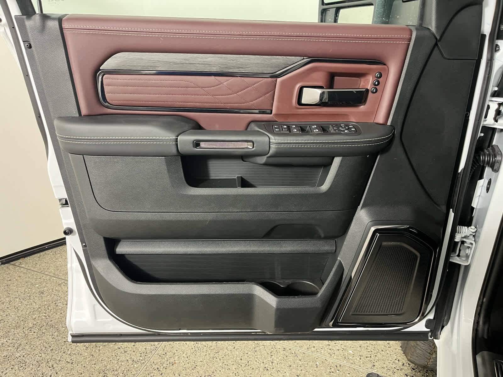2027 RAM 2500 Limited