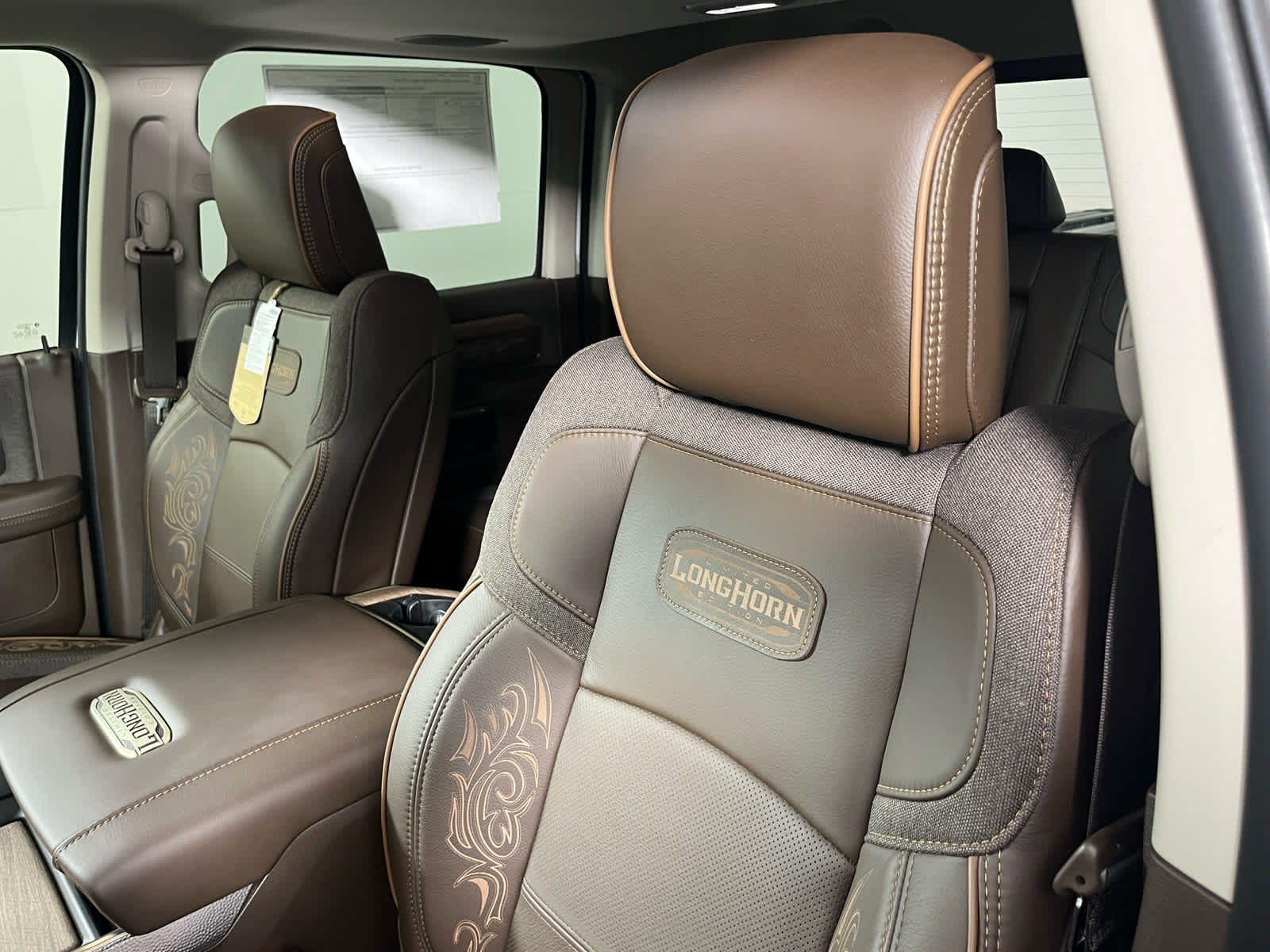 2026 RAM Ram 2500 RAM 2500 LIMITED LONGHORN MEGA CAB 4X4 6'4' BOX