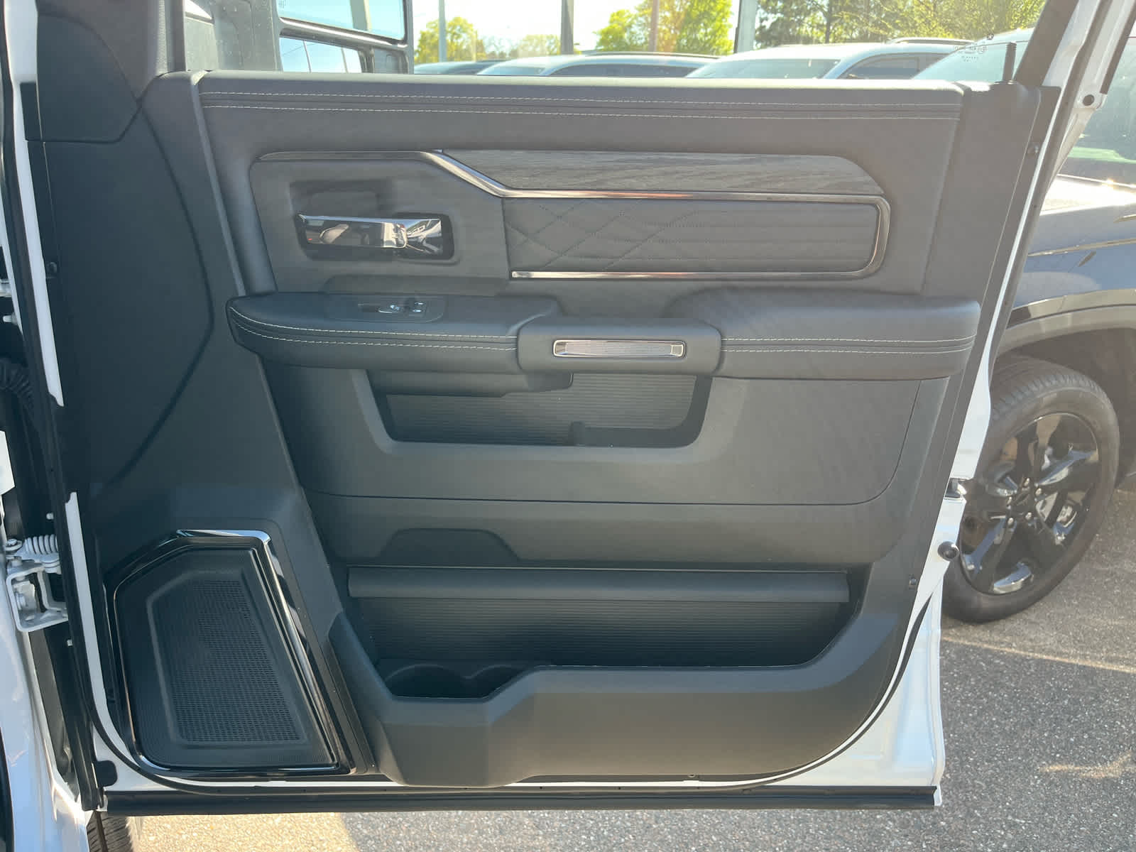 2025 RAM Ram 3500 RAM 3500 LIMITED CREW CAB 4X4 8' BOX