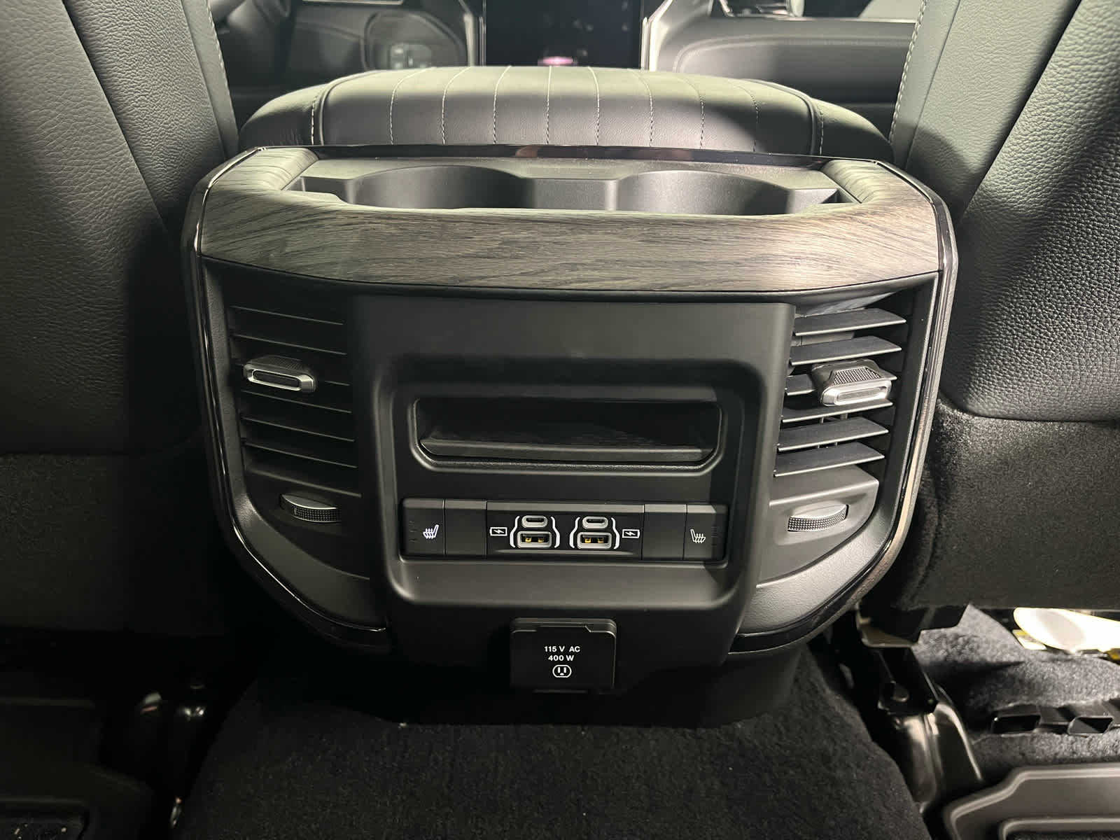 2026 RAM Ram 3500 RAM 3500 LIMITED CREW CAB 4X4 8' BOX