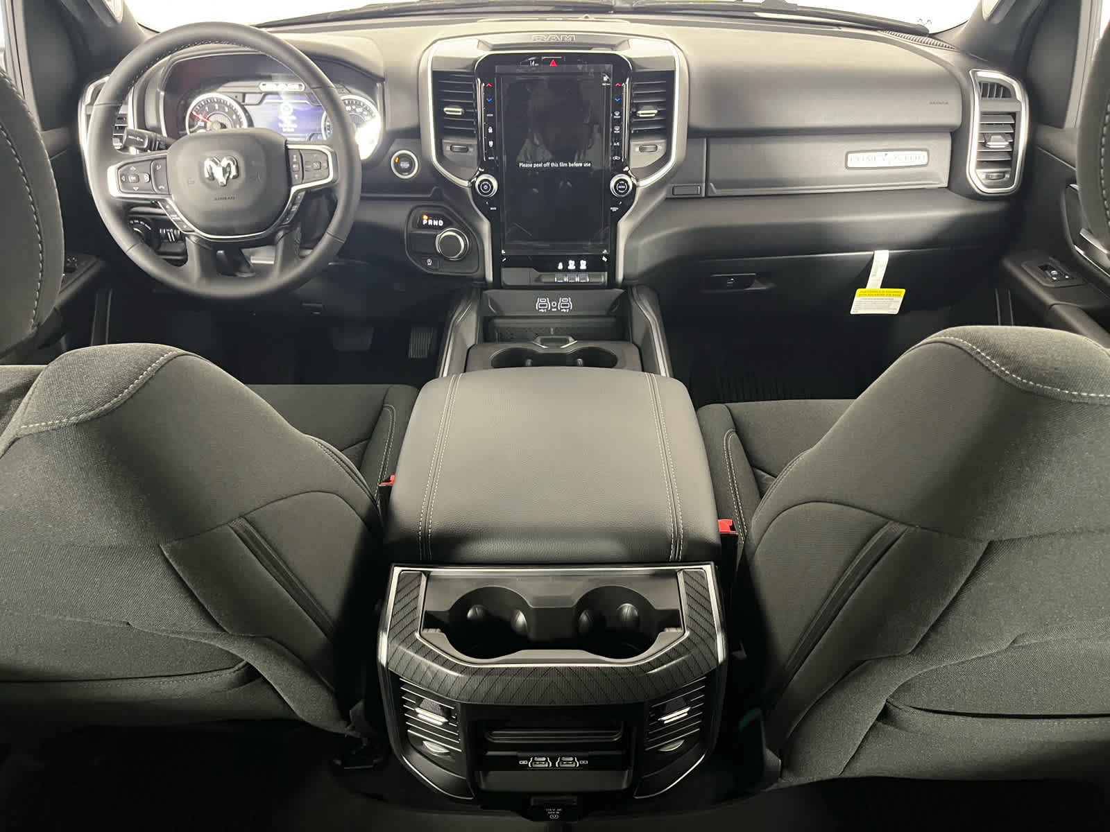 2025 RAM Ram 1500 RAM 1500 LONE STAR CREW CAB 4X2 5'7' BOX