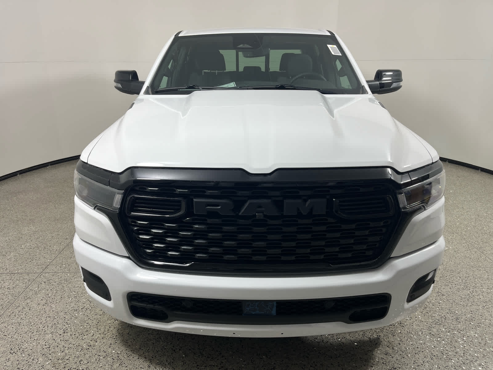 2025 RAM Ram 1500 RAM 1500 LONE STAR CREW CAB 4X2 5'7' BOX