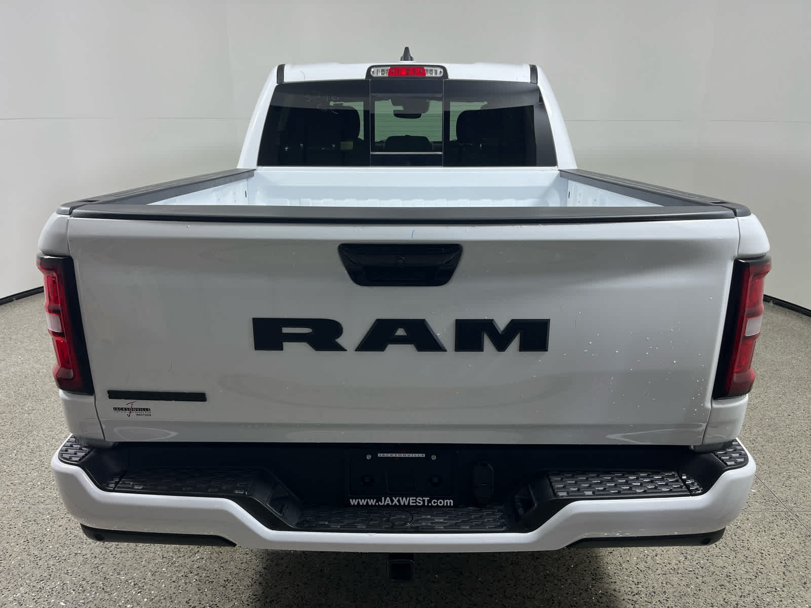 2025 RAM Ram 1500 RAM 1500 BIG HORN CREW CAB 4X2 5'7' BOX