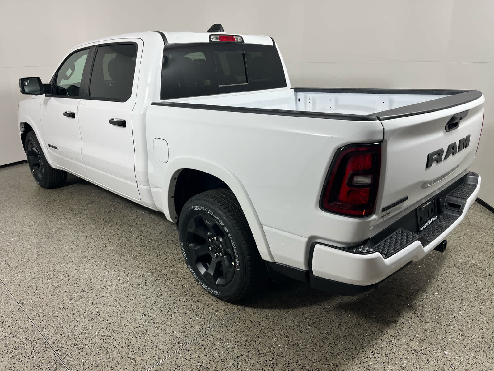 2025 RAM Ram 1500 RAM 1500 BIG HORN CREW CAB 4X2 5'7' BOX