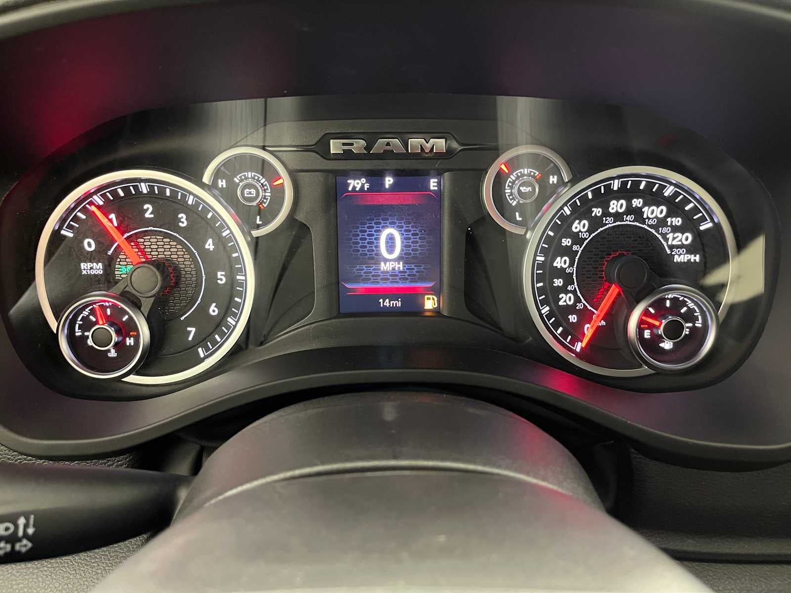 2026 RAM Ram 1500 RAM 1500 TRADESMAN CREW CAB 4X2 5'7' BOX