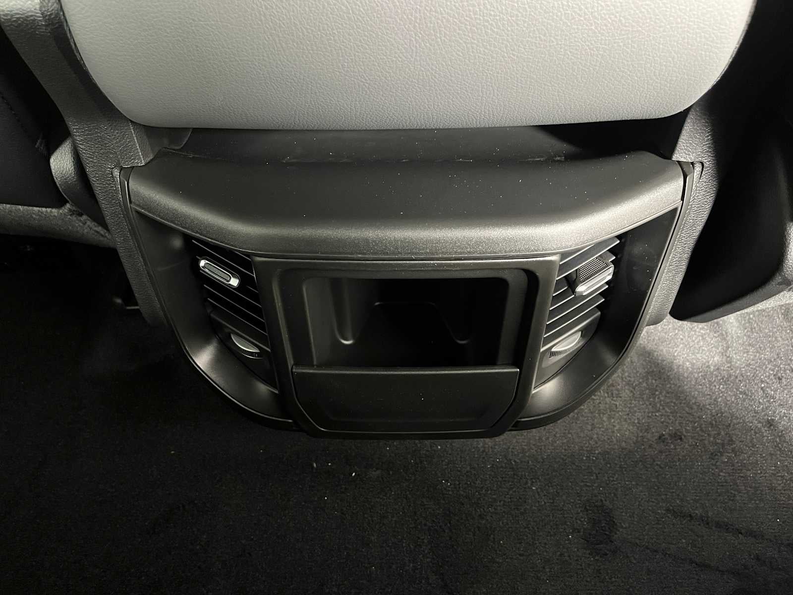 2026 RAM Ram 1500 RAM 1500 TRADESMAN CREW CAB 4X2 5'7' BOX