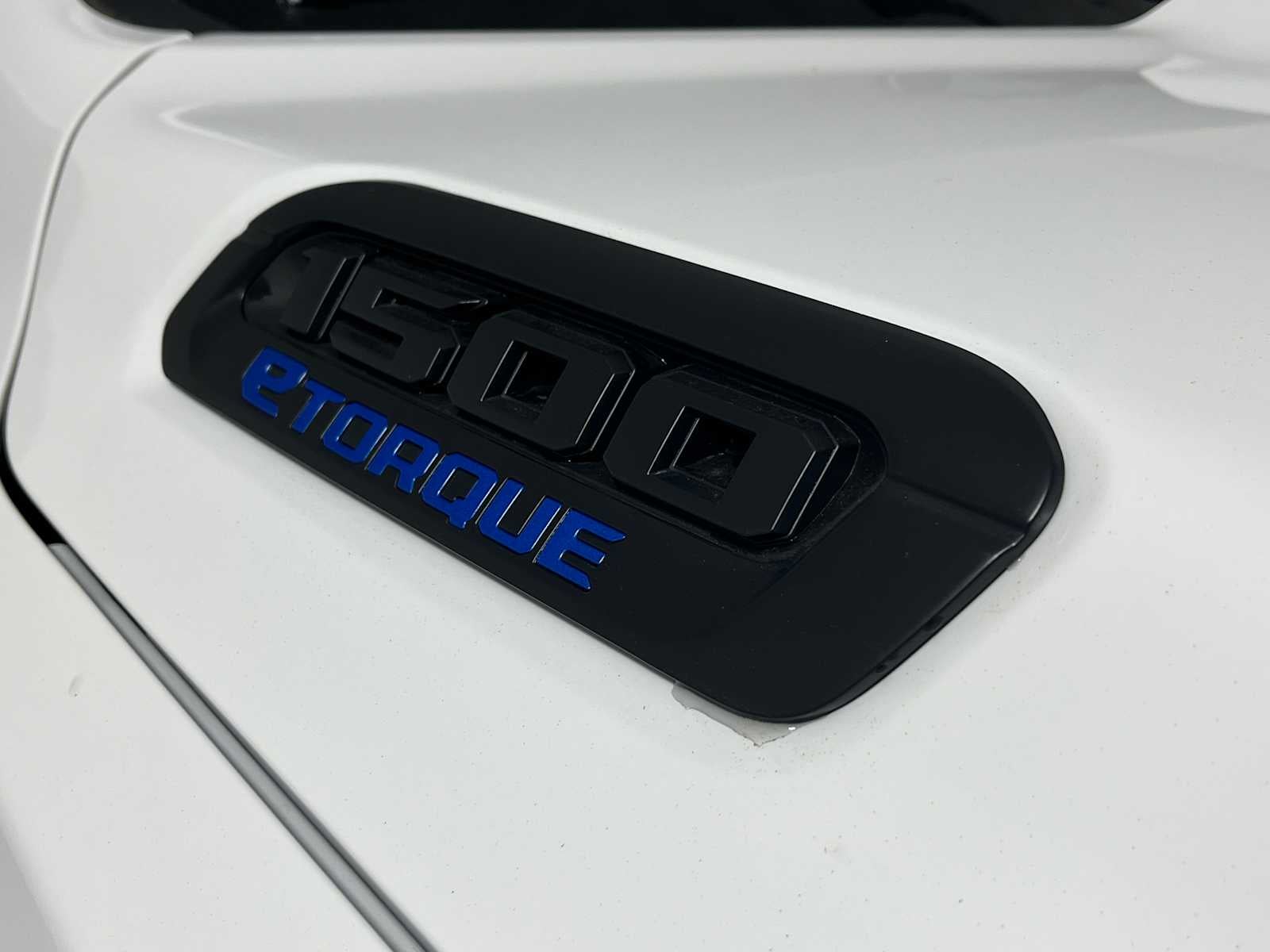 2026 RAM Ram 1500 RAM 1500 TRADESMAN CREW CAB 4X2 5'7' BOX