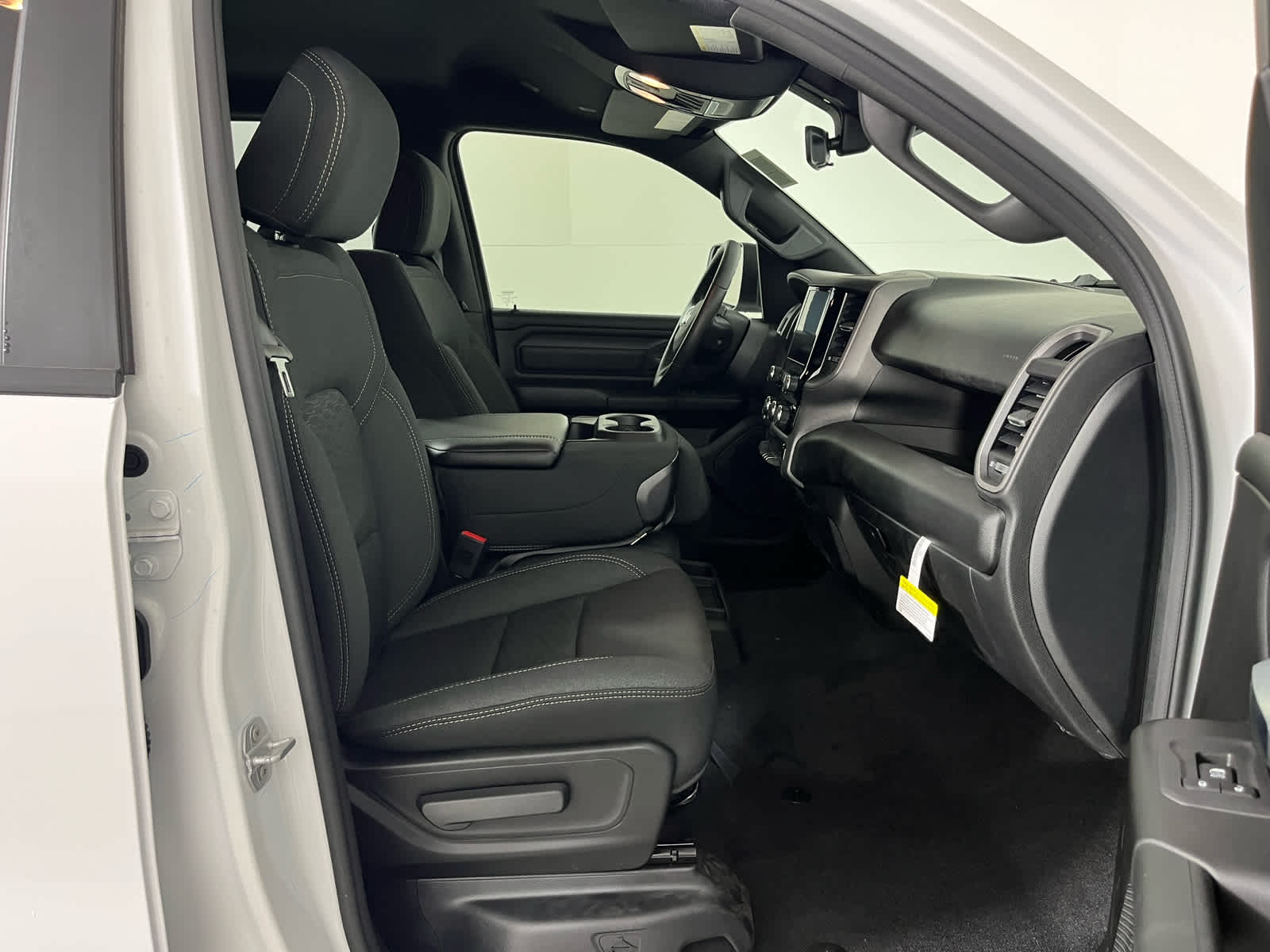 2026 RAM Ram 1500 RAM 1500 EXPRESS CREW CAB 4X2 5'7' BOX