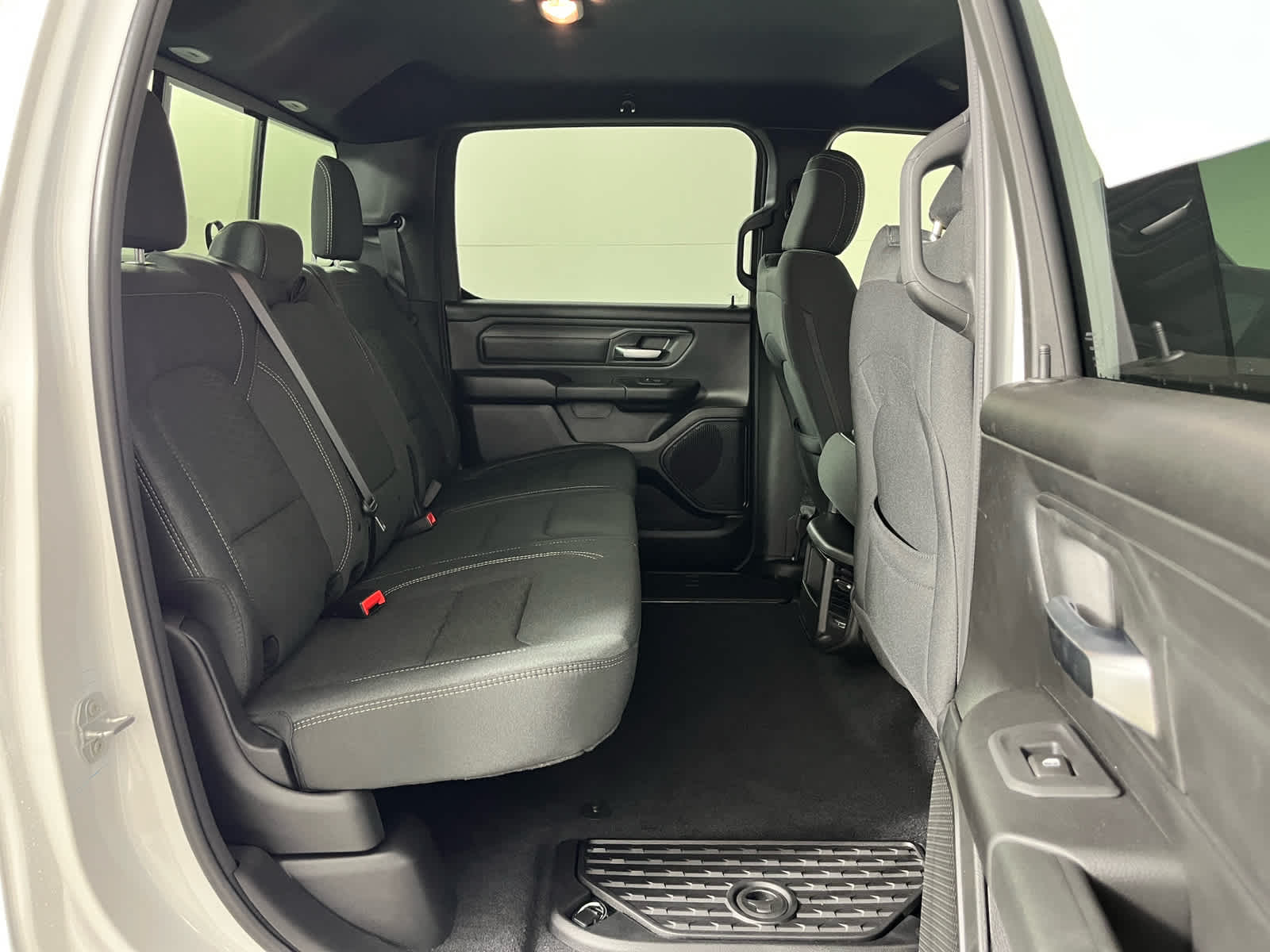 2026 RAM Ram 1500 RAM 1500 EXPRESS CREW CAB 4X2 5'7' BOX