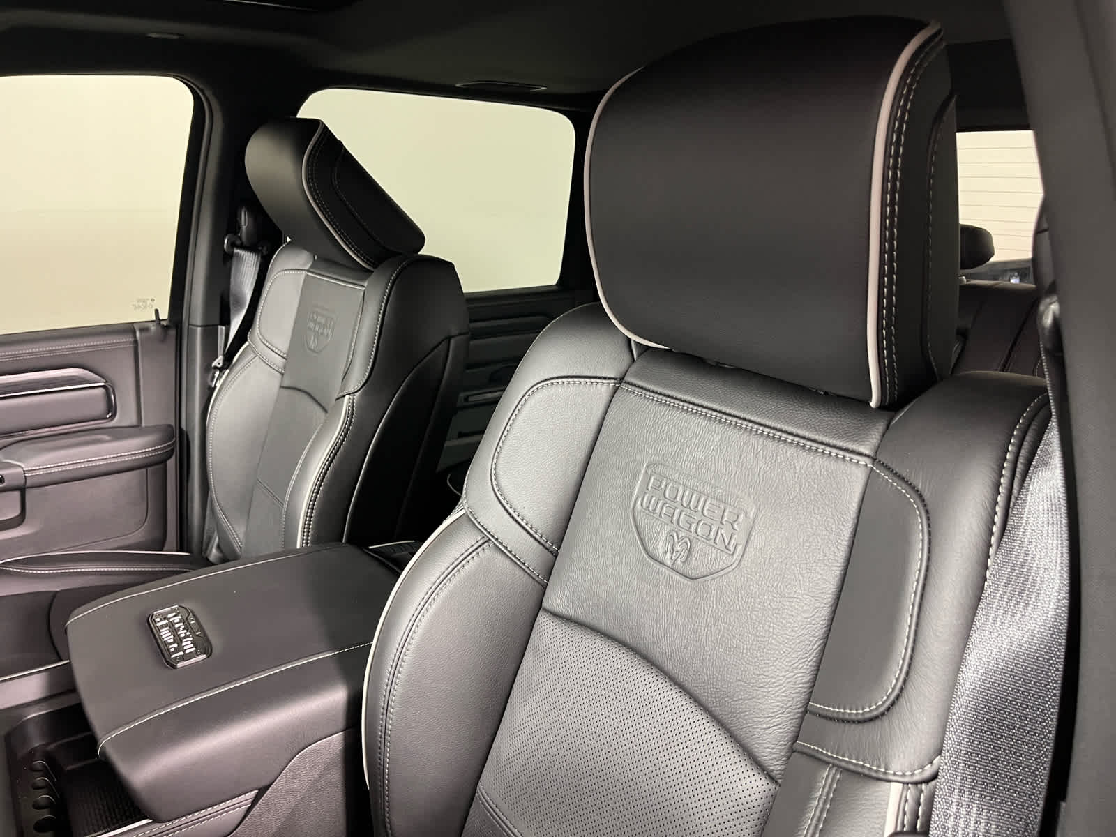 2026 RAM Ram 2500 RAM 2500 POWER WAGON CREW CAB 4X4 6'4' BOX