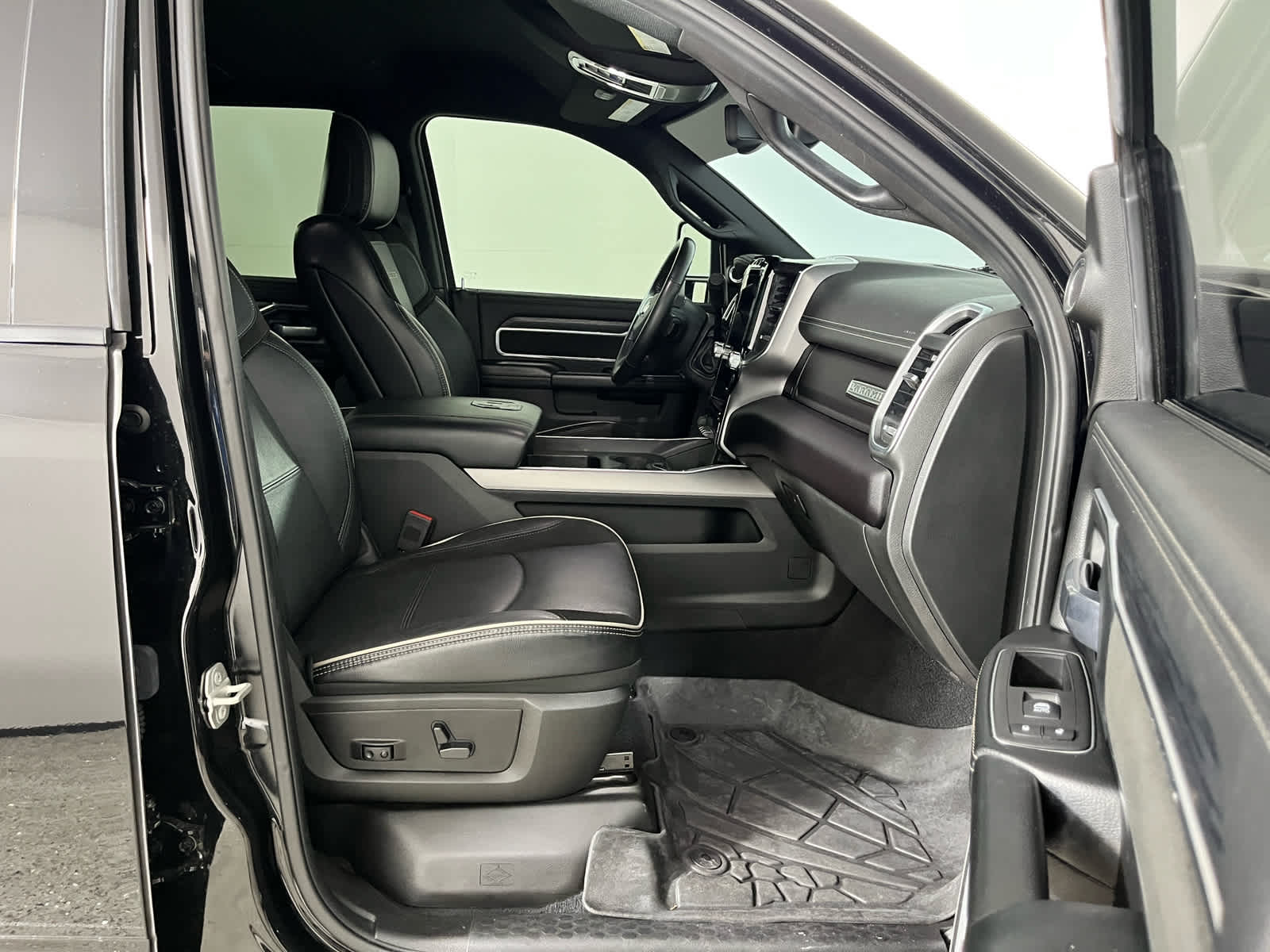 2023 RAM 2500 Laramie