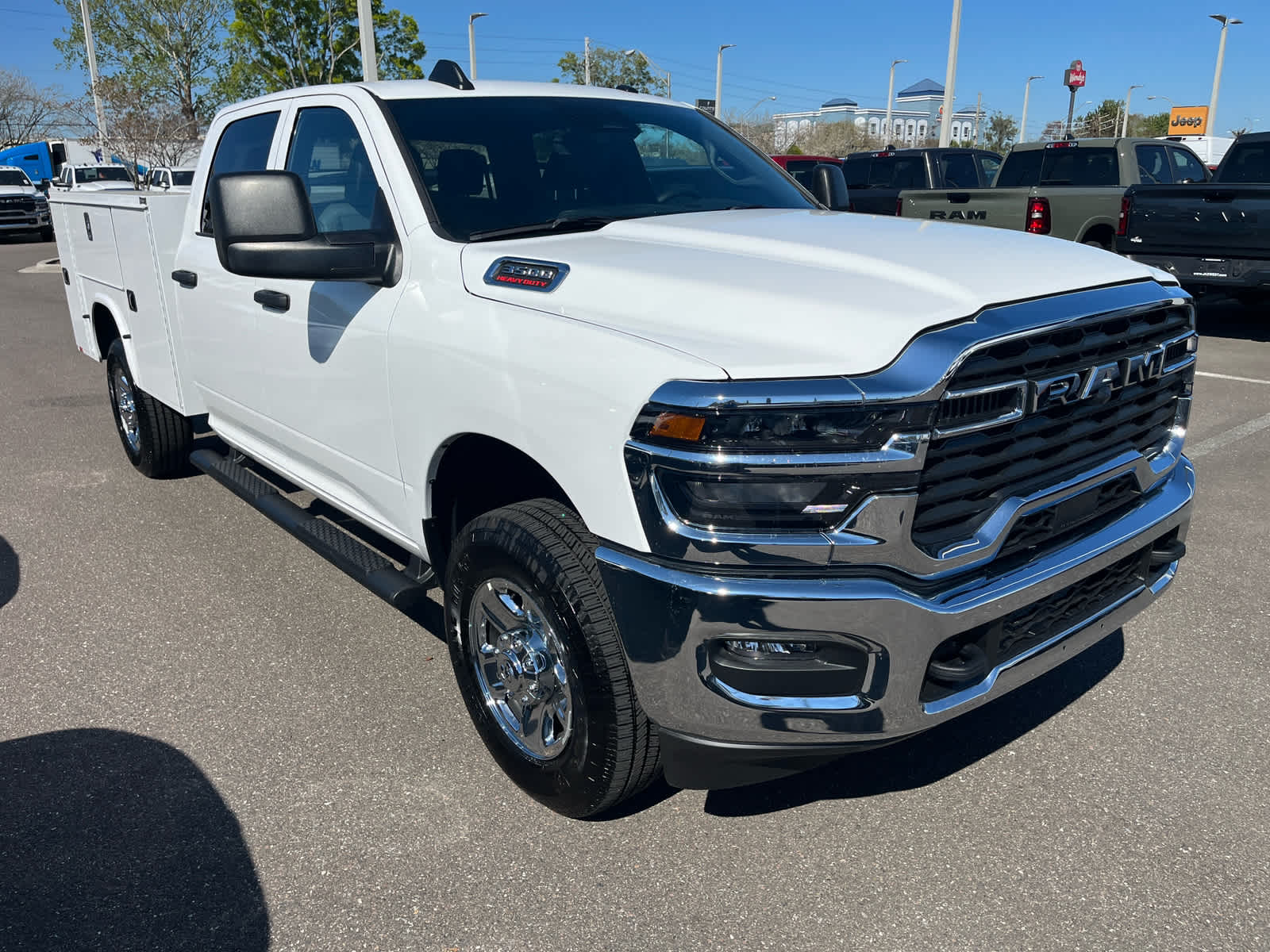 2026 RAM Ram 3500 RAM 3500 TRADESMAN CREW CAB 4X4 8' BOX