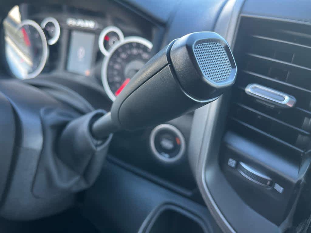 2026 RAM Ram 5500 Chassis Cab RAM 5500 TRADESMAN CHASSIS CREW CAB 4X2 84' CA