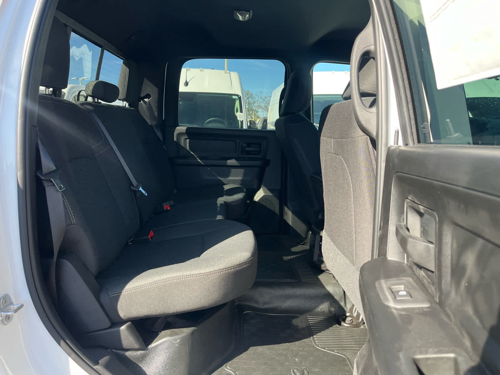 2026 RAM Ram 5500 Chassis Cab RAM 5500 TRADESMAN CHASSIS CREW CAB 4X2 84' CA