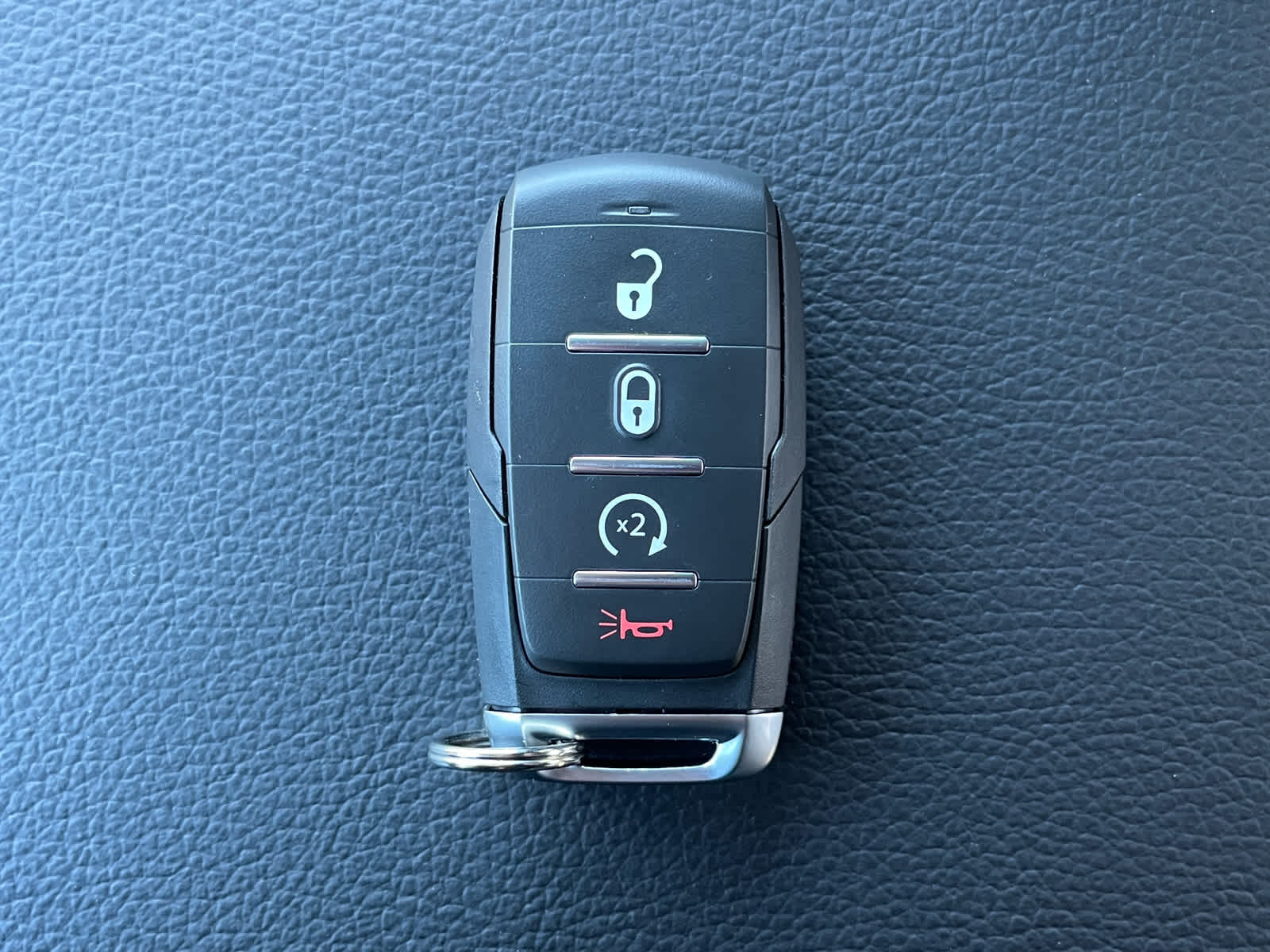 2026 RAM Ram 5500 Chassis Cab RAM 5500 TRADESMAN CHASSIS CREW CAB 4X2 84' CA