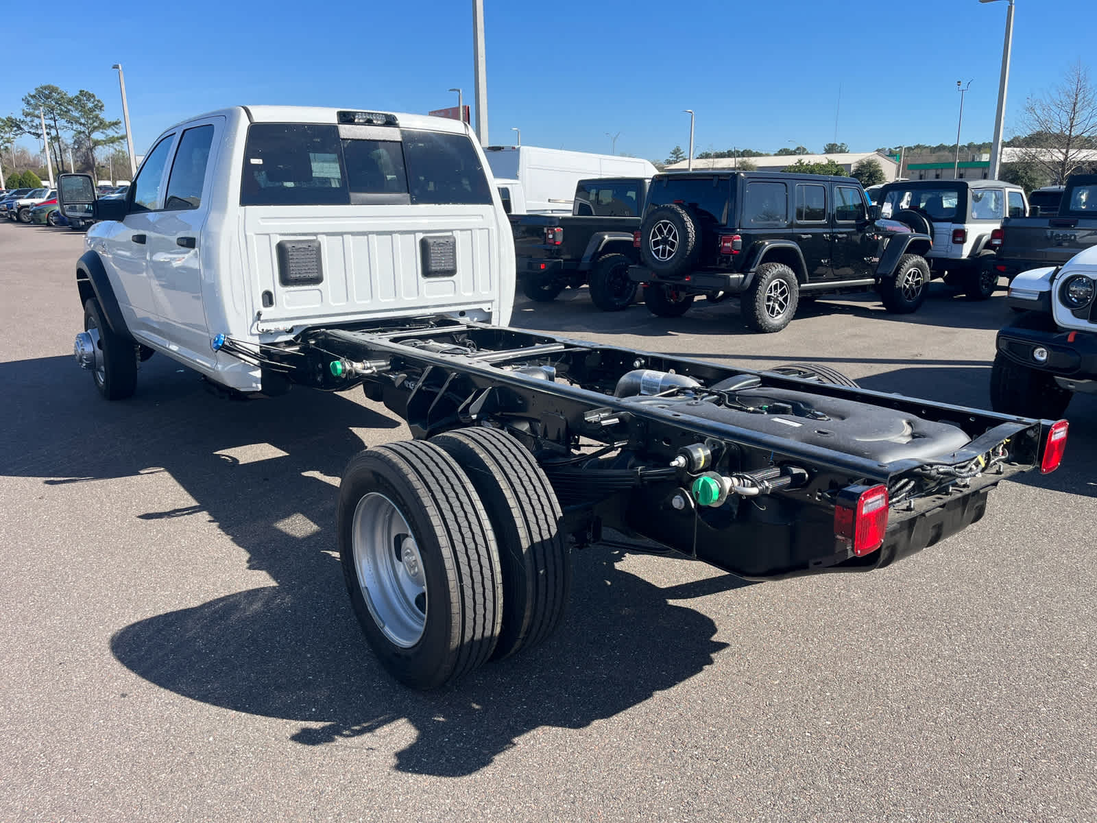 2026 RAM Ram 5500 Chassis Cab RAM 5500 TRADESMAN CHASSIS CREW CAB 4X2 84' CA