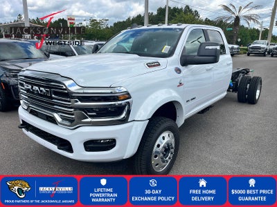 2026 RAM Ram 5500 Chassis Cab RAM 5500 BIG HORN CHASSIS CREW CAB 4X4 84' CA