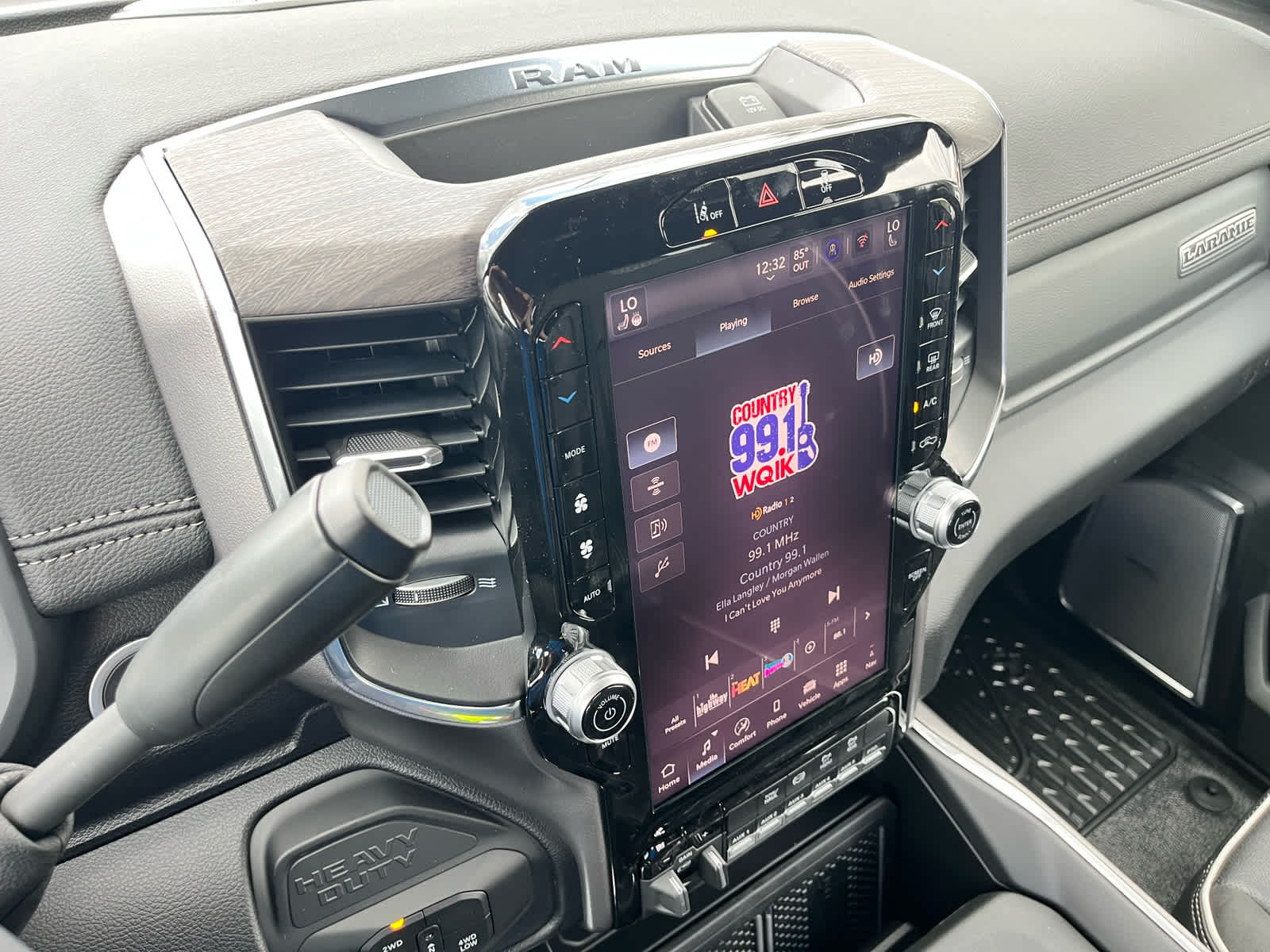 2026 RAM Ram 5500 Chassis Cab RAM 5500 BIG HORN CHASSIS CREW CAB 4X4 84' CA