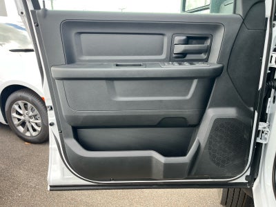 2026 RAM Ram 5500 Chassis Cab RAM 5500 TRADESMAN CHASSIS CREW CAB 4X4 84' CA