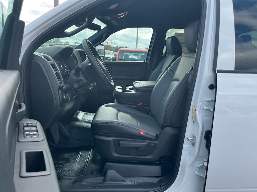 2026 RAM Ram 3500 Chassis Cab RAM 3500 TRADESMAN CREW CAB CHASSIS 4X4 60' CA