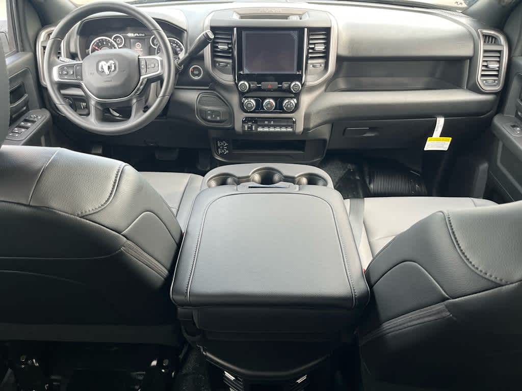2026 RAM Ram 3500 Chassis Cab RAM 3500 TRADESMAN CREW CAB CHASSIS 4X4 60' CA