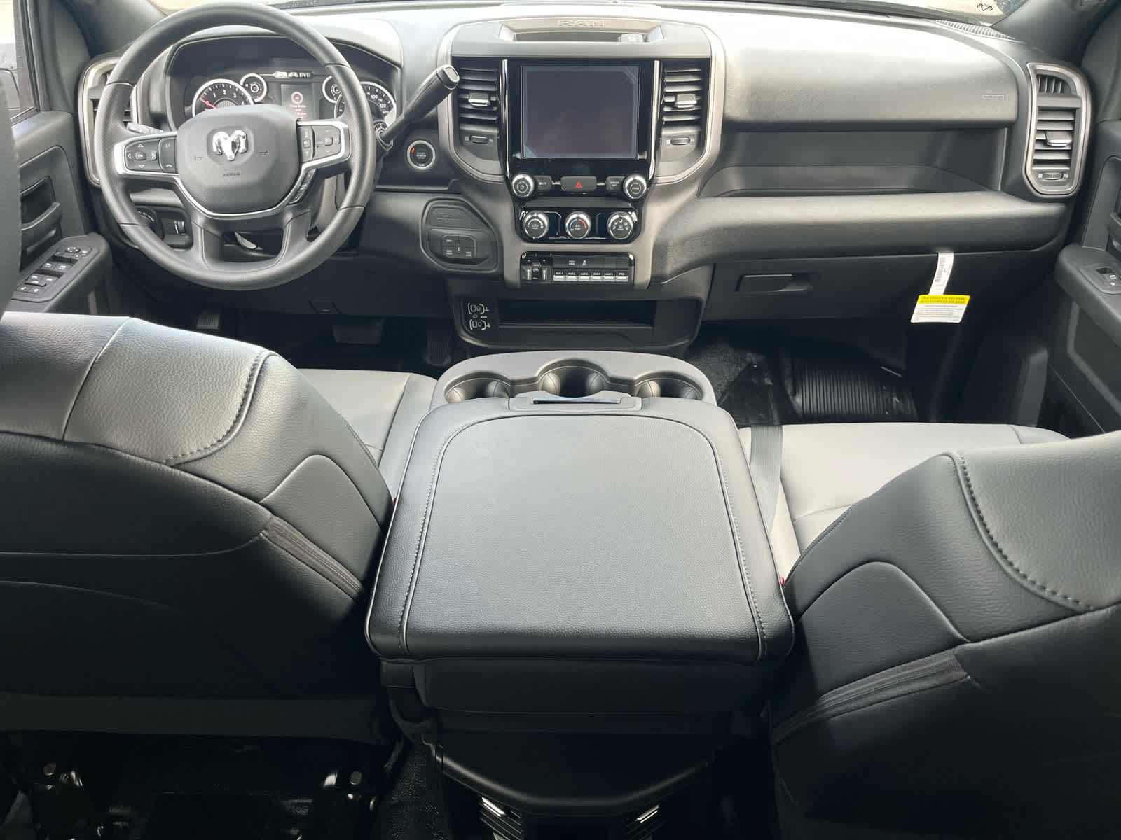 2026 RAM Ram 3500 Chassis Cab RAM 3500 TRADESMAN CREW CAB CHASSIS 4X4 60' CA