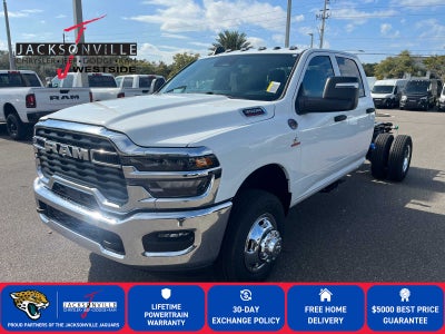 2026 RAM Ram 3500 Chassis Cab RAM 3500 TRADESMAN CREW CAB CHASSIS 4X4 60' CA