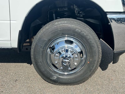 2026 RAM Ram 3500 Chassis Cab RAM 3500 TRADESMAN CREW CAB CHASSIS 4X4 60' CA