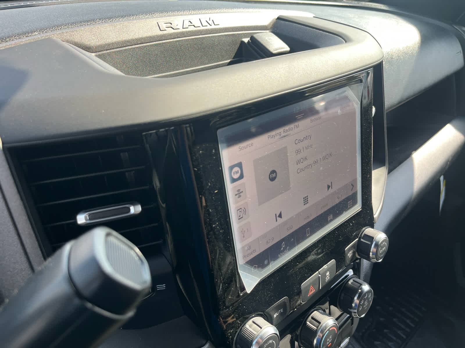 2026 RAM Ram 3500 Chassis Cab RAM 3500 TRADESMAN CREW CAB CHASSIS 4X4 60' CA