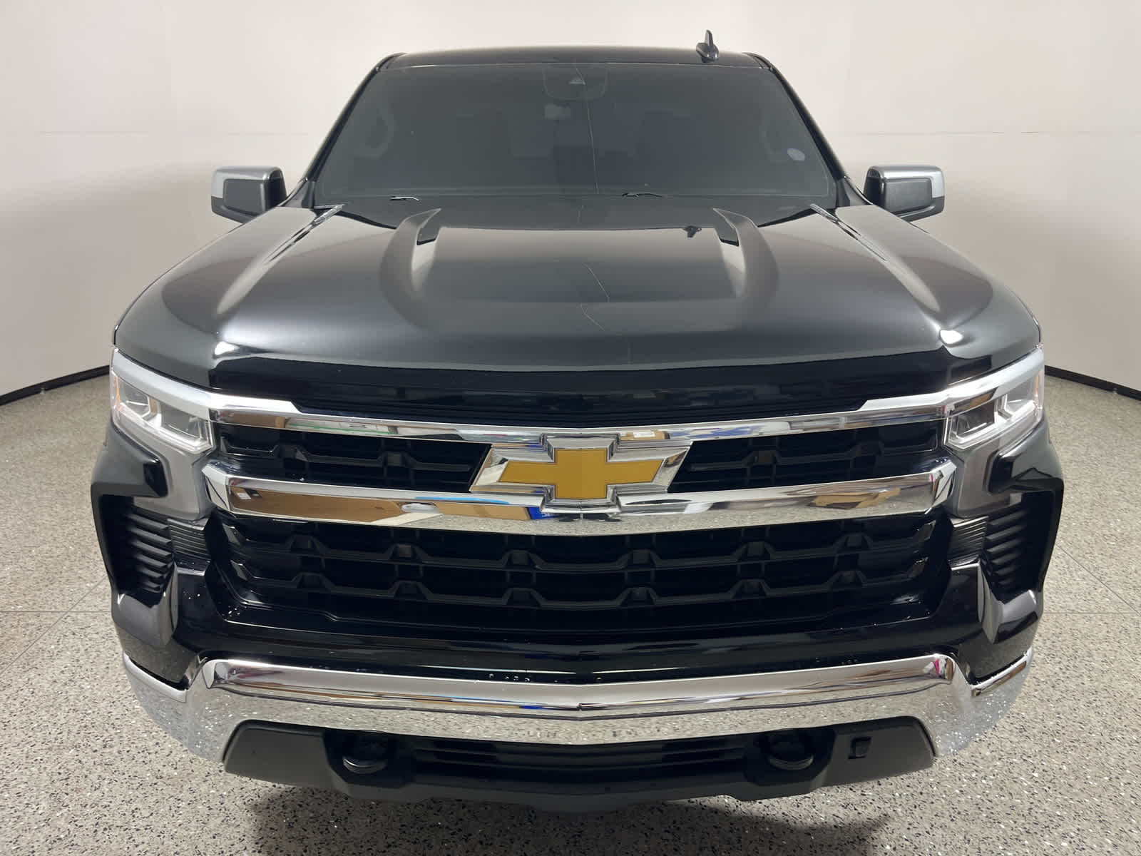 2023 Chevrolet Silverado 1500 4WD Crew Cab Standard Bed LT