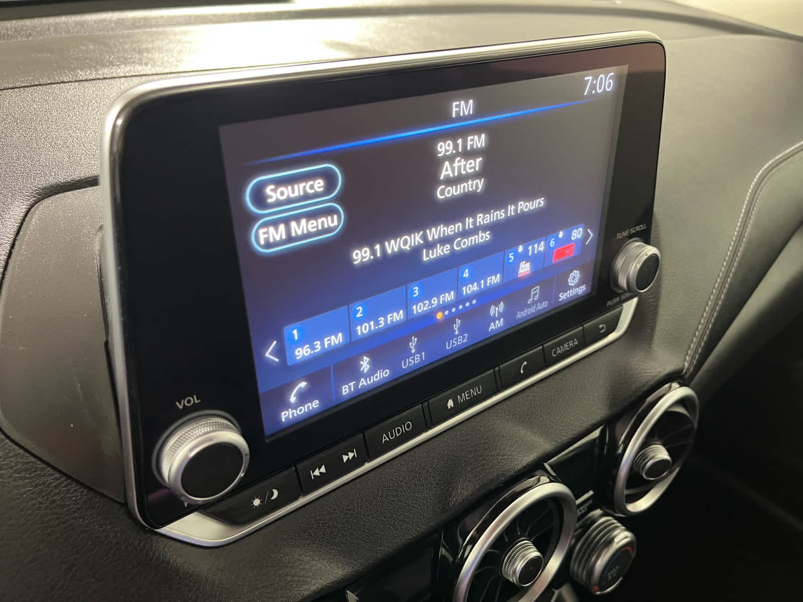 2023 Nissan Sentra SV Xtronic CVT